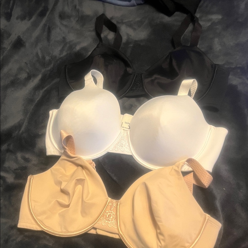 Vanity Fair Bras